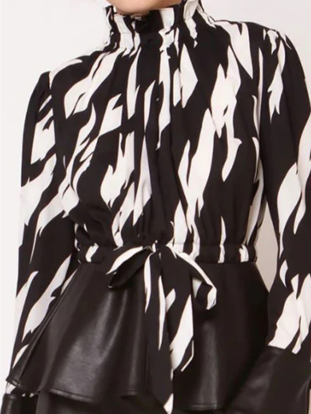 Gracia Black and White Abstract Tie-Waist Peplum Blouse - Picture 3 of 8